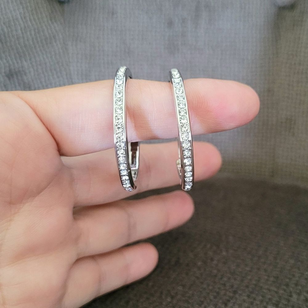 Tahari Cubic Zirconia💎 Lined Silver Hoop Earrings - Picture 6 of 16